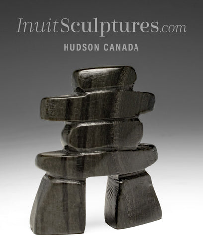 Inukshuk 2" de Simeonie Iqaluq *Iqaluq No. 2*